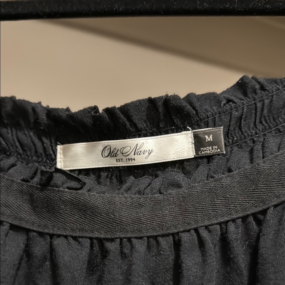 Old Navy Black Ruffled Blouse - Picture 3 of 3